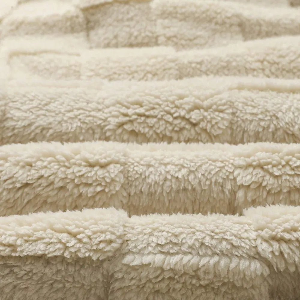Davos Fluffy Sweater